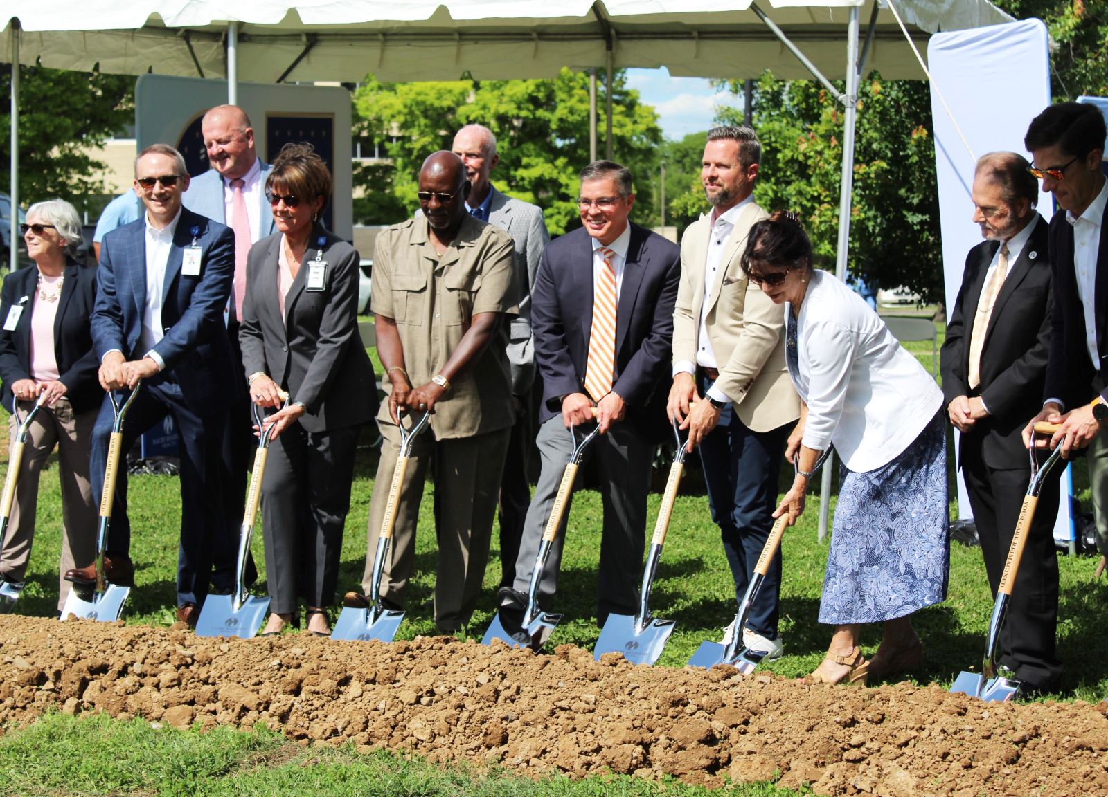 Photo of the Orthopedic Surgical Institute groundbreaking
